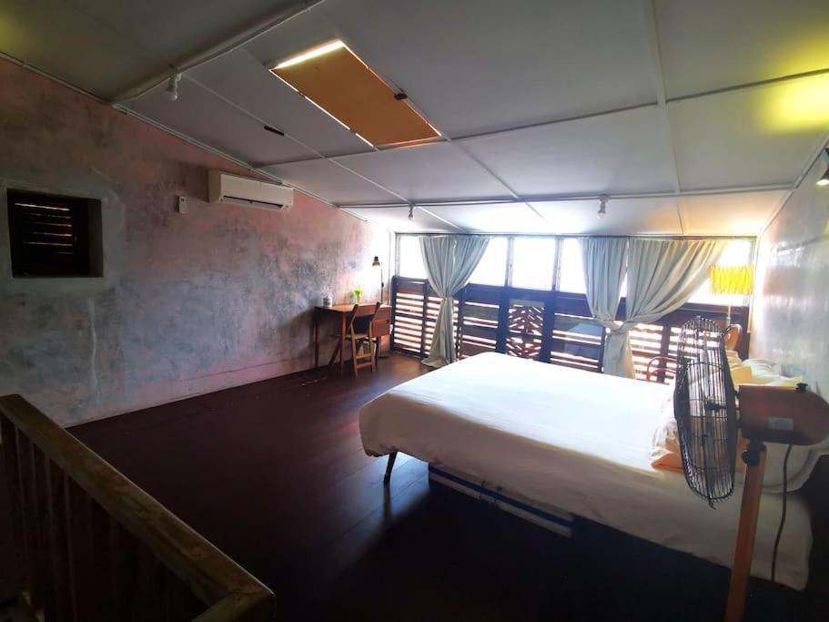 Leju 21 樂居 Explore Malacca From A Riverside House Buitenkant foto