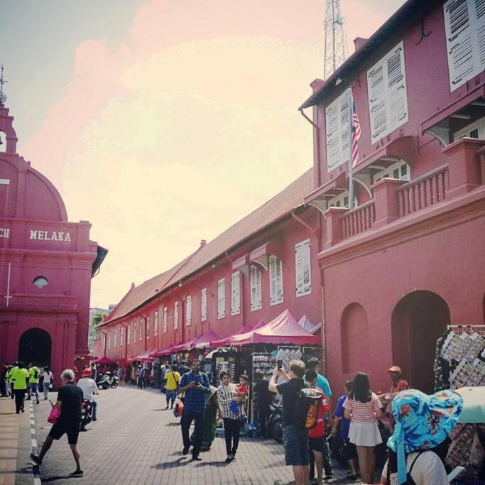 Leju 21 樂居 Explore Malacca From A Riverside House Buitenkant foto