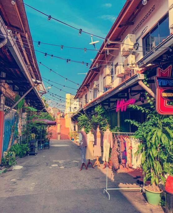 Leju 21 樂居 Explore Malacca From A Riverside House Buitenkant foto
