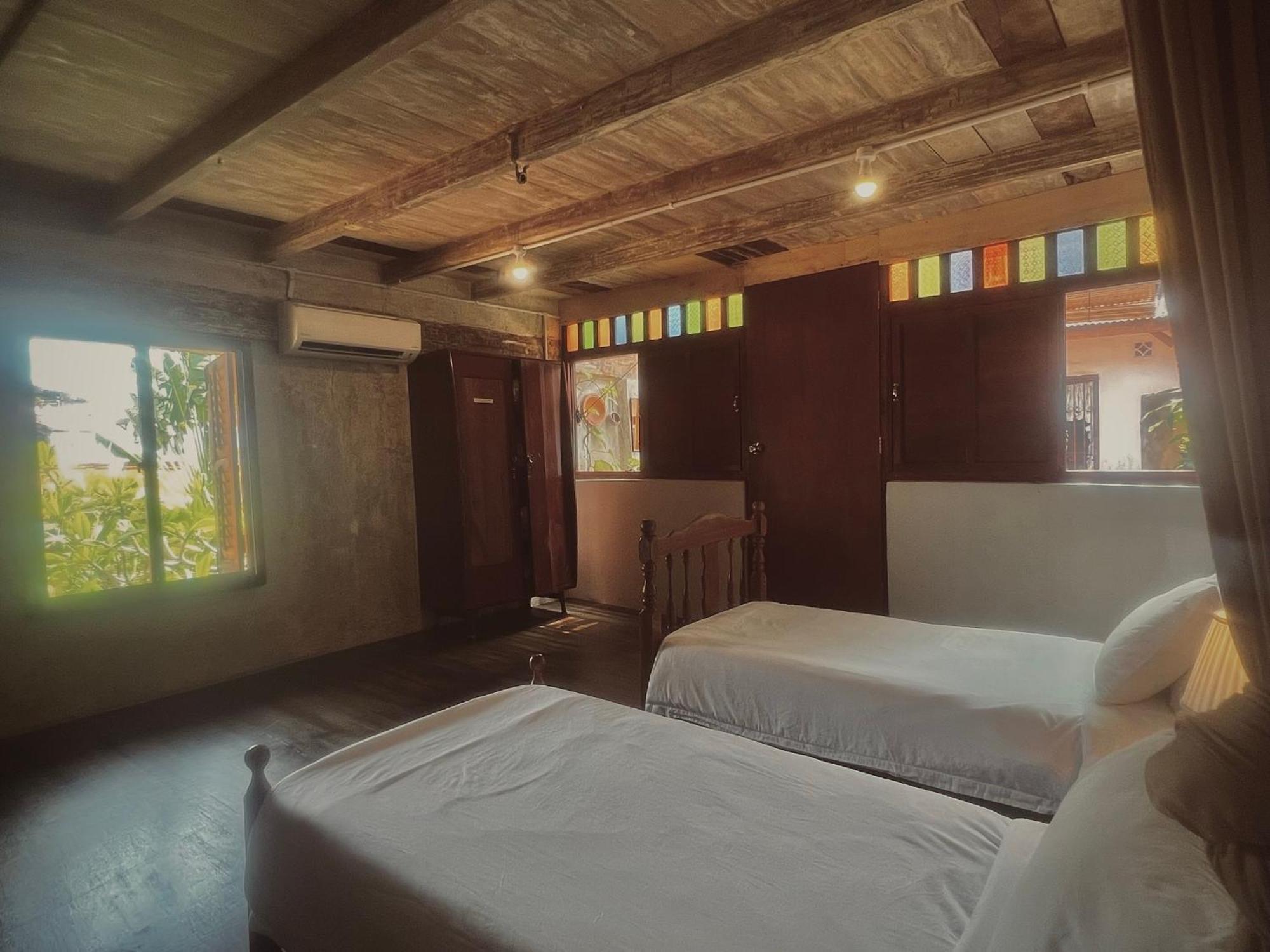 Leju 21 樂居 Explore Malacca From A Riverside House Buitenkant foto
